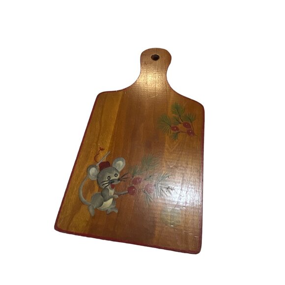 Retro Hand-Painted Wooden Cheese Board With Mouse & Berry Design - Picture 4 of 7